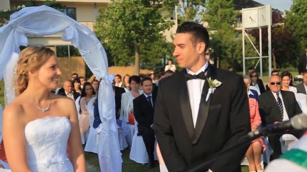 Encsi es Bandi eskuvo