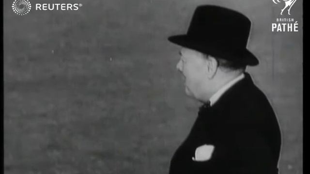 DEFENCE: Winston Churchill visits the Home Guard in London (1942) смотреть онлайн
