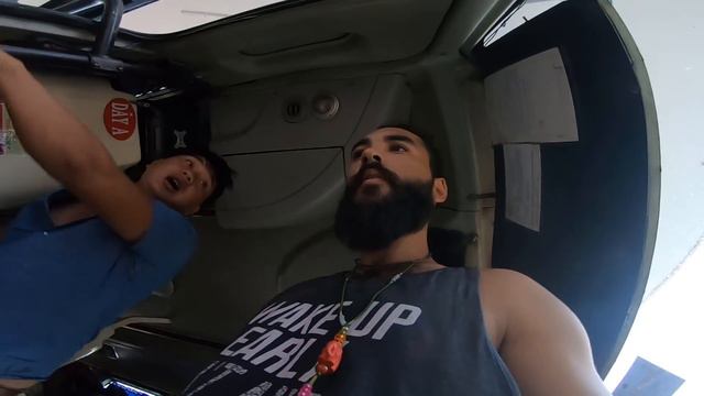 YATAKLI OTOBÜSTE Kıça ŞAPLAK Atıyorlar!! VİETNAM ~79 смотреть онлайн