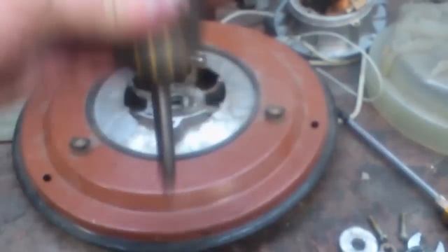 Все просто! Как разобрать и собрать мотор пылесоса Тайфун М.600W. смотреть онлайн