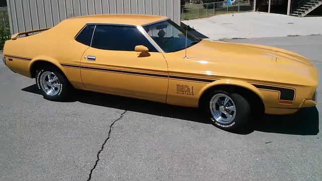 1971 Mustang Hardtop - w/ Mach 1 trim смотреть онлайн