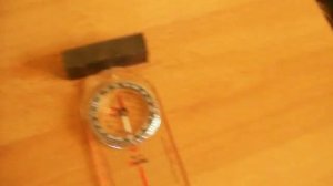 Как опредилить с помощью компаса магнитное поле часть2