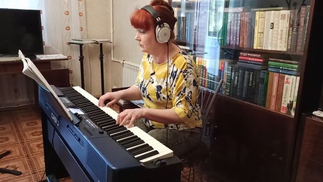 Hotel California (Eagles) instrumental cover on CASIO Privia PX-560 смотреть онлайн