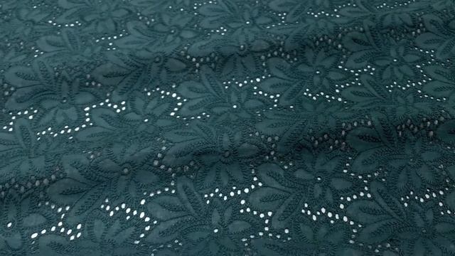 Шитье "Роскошь" цв.темно-можжевеловый, общ.ш.1.5м., ш.вышит.части 1.37м, батист, хл-100% АРТ 17491 смотреть онлайн