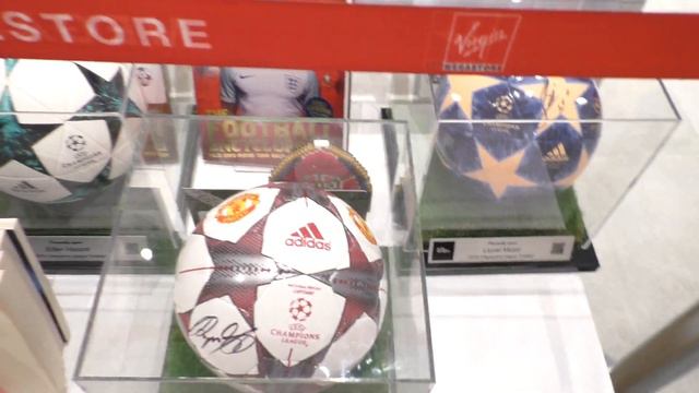 Бутсы Лионеля Месси С Автографом За 1100 Долларов! И Ещё Звёзды! Это Дубаи, Детка! ) смотреть онлайн