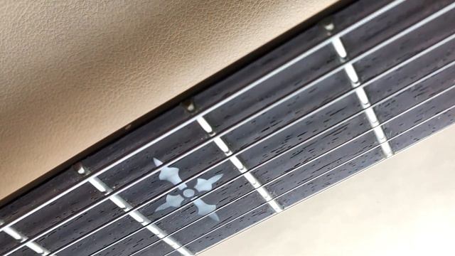 Schecter Demon 7 FR VWHT смотреть онлайн