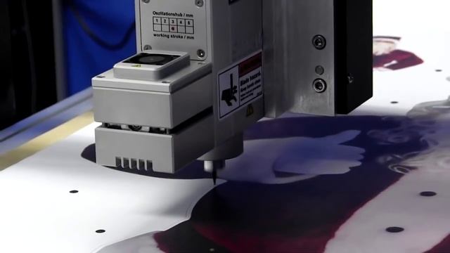 2550 CNC Router / Engraver Print-To-Cut Santa Graphic смотреть онлайн