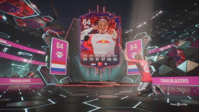 EA SPORTS FC 24 Ultimate Team Xavi Simons TRAILBLAZERS CARD смотреть онлайн