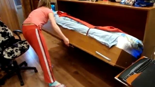 Откидная кровать. смотреть онлайн