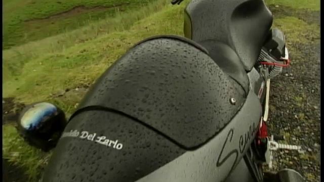 Review of the Moto Guzzi V11 Sports Scura смотреть онлайн