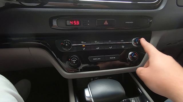 Обзор на Kia Carnival 2.2 дизель 11 мест в Наличии в Алматы тел: 8 707 640 02 17 смотреть онлайн