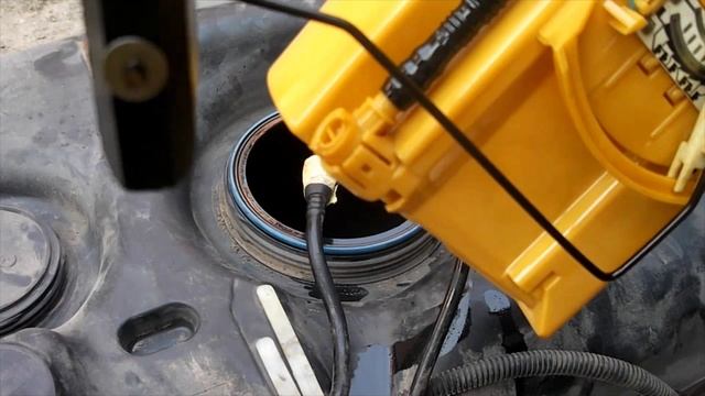 Замена насос подкачки топлива в баке Peugeot Expert 2 0 hdi 2003 своими руками смотреть онлайн