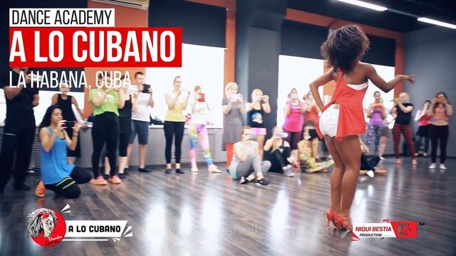 Salsa Cubana Lady Style (Woman Salsa Dance Lessons), Estilo Femenino En Salsa Rumba #SalsaCubana