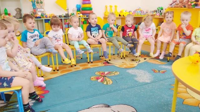 Сиреневая (младшая группа). Развитие речи "петушок и его семья" смотреть онлайн