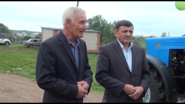 Карабаш авыл биләмәсе яңа техникалы булды смотреть онлайн