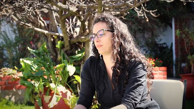 Encuentros TACET - Entrevista a Lara Philibert смотреть онлайн