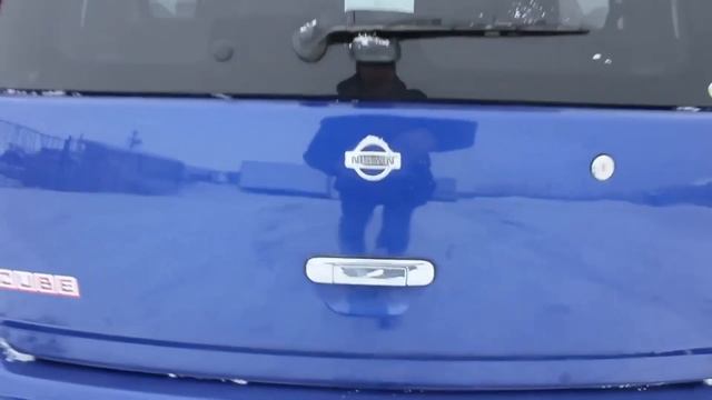 Автомобиль Ниссан Куб Z10 2000 года. Car Nissan Cube Z10 2000 смотреть онлайн