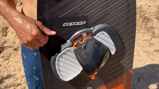 Куча регулировок навески для кайтборда RRD Rad Pad