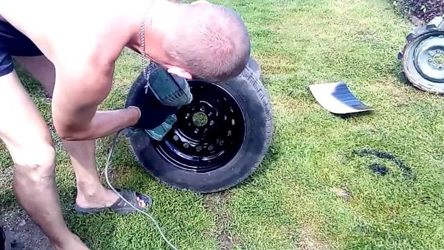 Вездеход Лесной Бродяга, Завершение работ, гидроизоляция лодки.