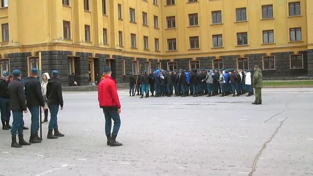 Площадь Республики. Репетиция Парада Победы. Чебоксары. 28 апреля 2022 смотреть онлайн