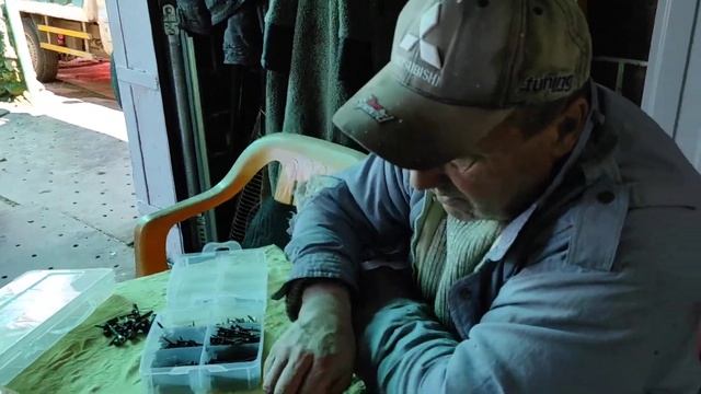 ТЕПЕРЬ МУЖ ЛЮБИТ ЗАНИМАТЬСЯ ЭТИМ В ГАРАЖЕ смотреть онлайн