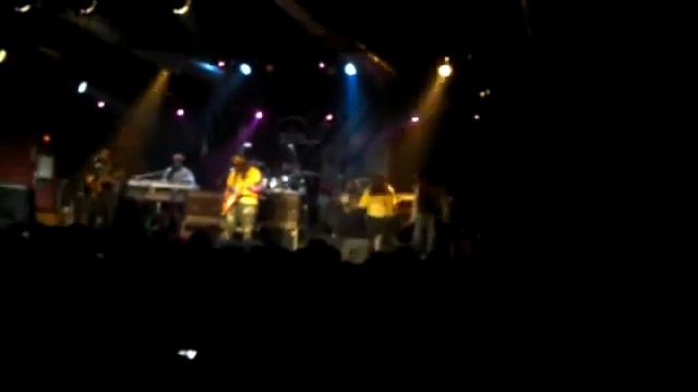 The Wailers con Al Anderson & Junior Marvin- Sevilla(Spain) смотреть онлайн