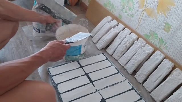 Проще некуда. Гипсовая плитка всего за 2$. Дешёвый гипсовый камень. Изготовление Своими руками. смотреть онлайн