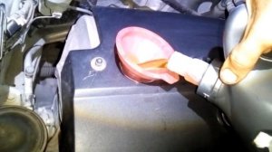 Замена масла в двигателе TOYOTA Probox.