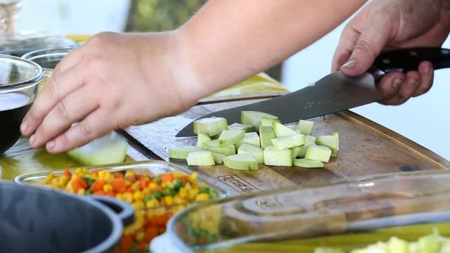 Готовим на природе. 40 серия. Суп гуляш смотреть онлайн