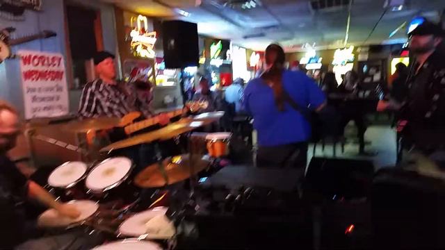 Jason Dixon Line drummer смотреть онлайн