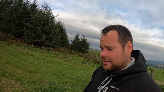 Wild Camping In A BUDGET Tent / Shropshire Hills / LANSHAN 2 Khaki Brown