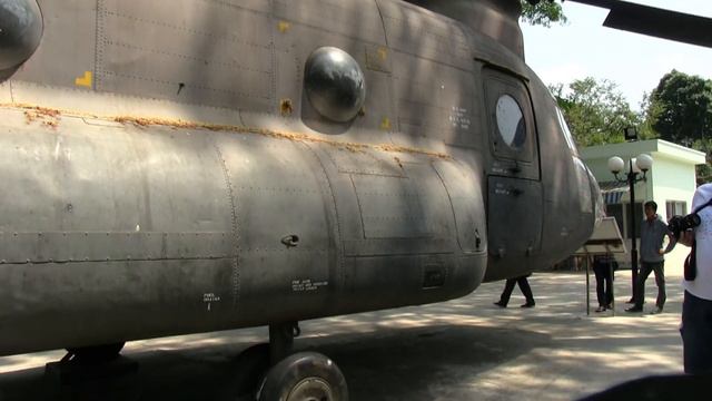 АМЕРИКАНСКИЙ ВЕРТОЛЁТ CH 47 "ЧИНУК" (Г. САЙГОН/ВЬЕТНАМ) смотреть онлайн