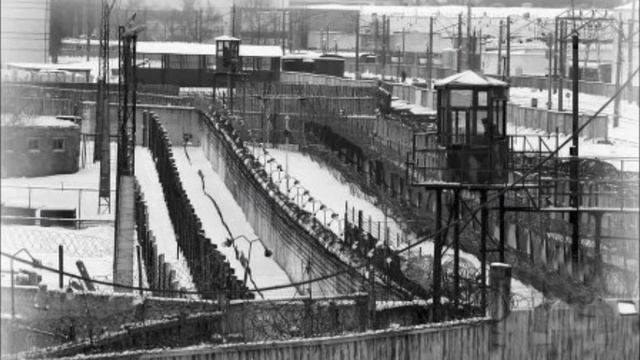 Как тюремное начальство превратилось в опущенных смотреть онлайн