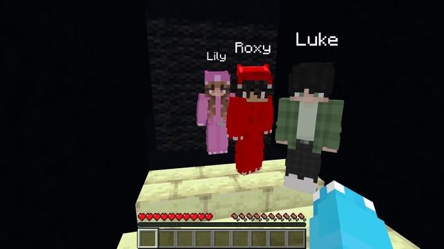 Omz Has A CRAZY FAN GIRL in Minecraft! смотреть онлайн