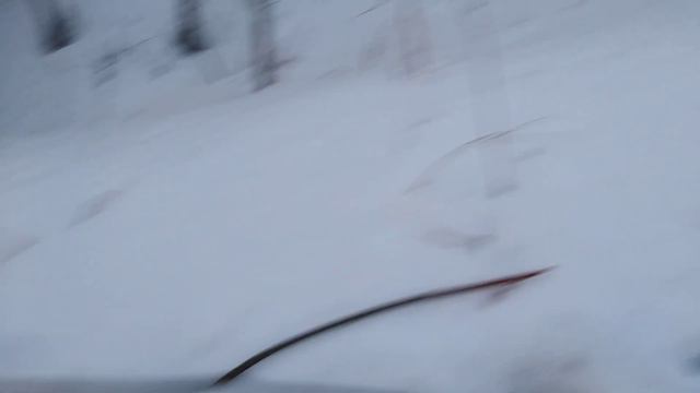 Забрались на защитный вал на реке Клязьма смотреть онлайн