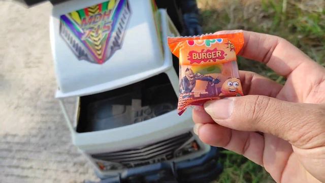 Mobil Truk Tronton Penjual Es Krim Paddle Pop, Yupi, Campina, Es Krim Spiderman, Es Krim Tropicana смотреть онлайн