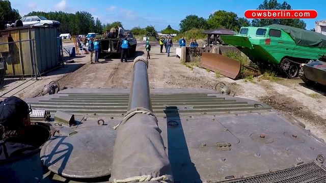 Покатушки на БМП1 по территории Технического Музея города Пютнитц 2019 смотреть онлайн