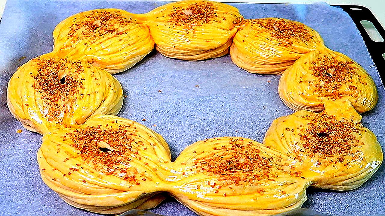 ВКУСНЕЙШИЙ МЯСНОЙ ПИРОГ НЕОБЫЧНОЙ ФОРМЫ. Простой и вкусный рецепт смотреть онлайн