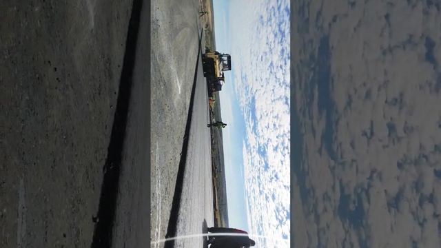 аварская укладка асфальта ?с 5:00 на суете дорожники ????