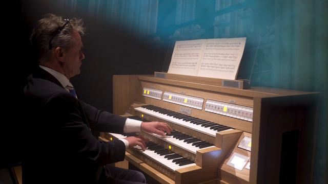 Experience Johannus LiVE Kampen: ‘Trio in C-moll’ by J.L Krebs смотреть онлайн