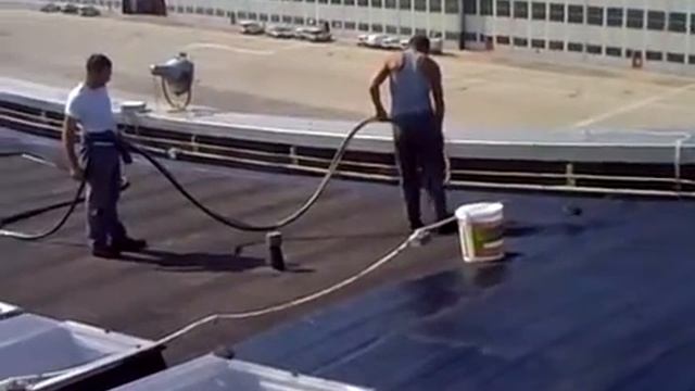 Нанесение VodiprenPR на кровлю смотреть онлайн