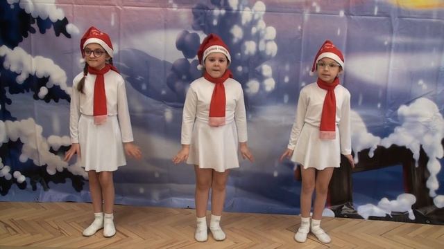 песня "Когда приходит Новый год" сл. и муз. М. Е. Еремеевой. Муз.рук. Прокопенко Е.В. смотреть онлайн