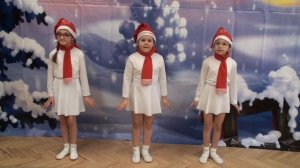 песня "Когда приходит Новый год"  сл. и муз. М. Е. Еремеевой.  Муз.рук. Прокопенко Е.В.