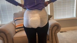 How Does A DIAPER With a 14. 5oz Capacity LOOK?|  Trying On A Slim Fit DIAPER Perfect For THE GYM!