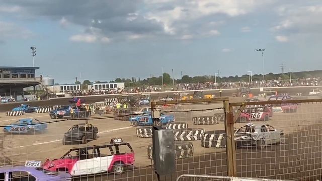 Unlimited Bangers Heat 1 смотреть онлайн