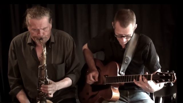 Never Let Me Go - Tomas Franck & Tao Højgaard смотреть онлайн