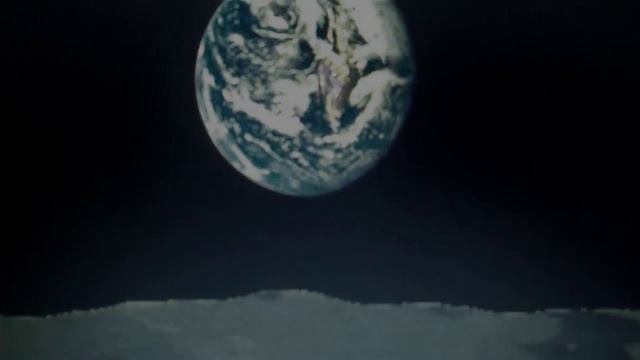 Earth Rise from lunar orbit (Simulation) смотреть онлайн