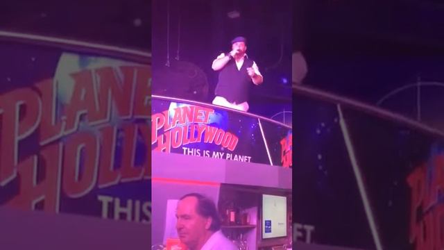MASSIMO im Planet Hollywood Duisburg смотреть онлайн