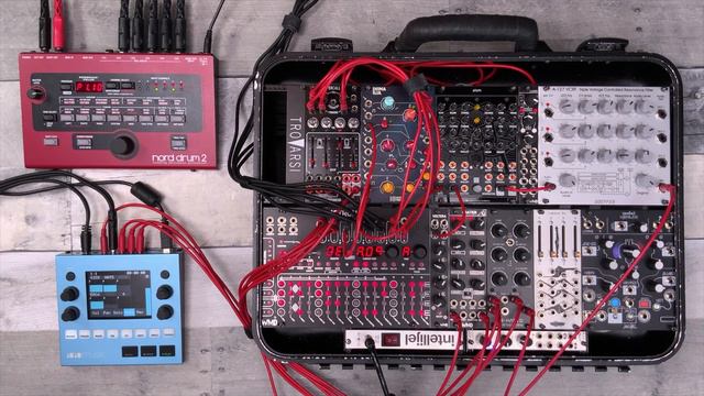 Bluebox Digital Mixer by 1010music (feat. Trovarsi) смотреть онлайн