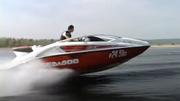Гидроцикл BRP или Катер Speedster BRP? Сравнение на воде